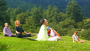 yoga in Himalaya